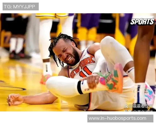 布克第三节火力全开砍下16分不幸崴脚提前离场球队急需他的回归 布克第三节火力全开砍下16分不幸崴脚提前离场球队急需他的回归